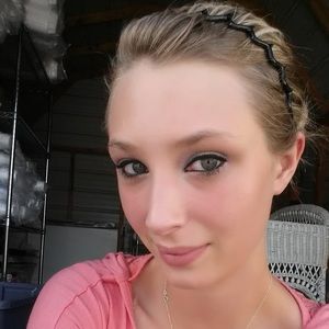 Meet your Posher, Marie